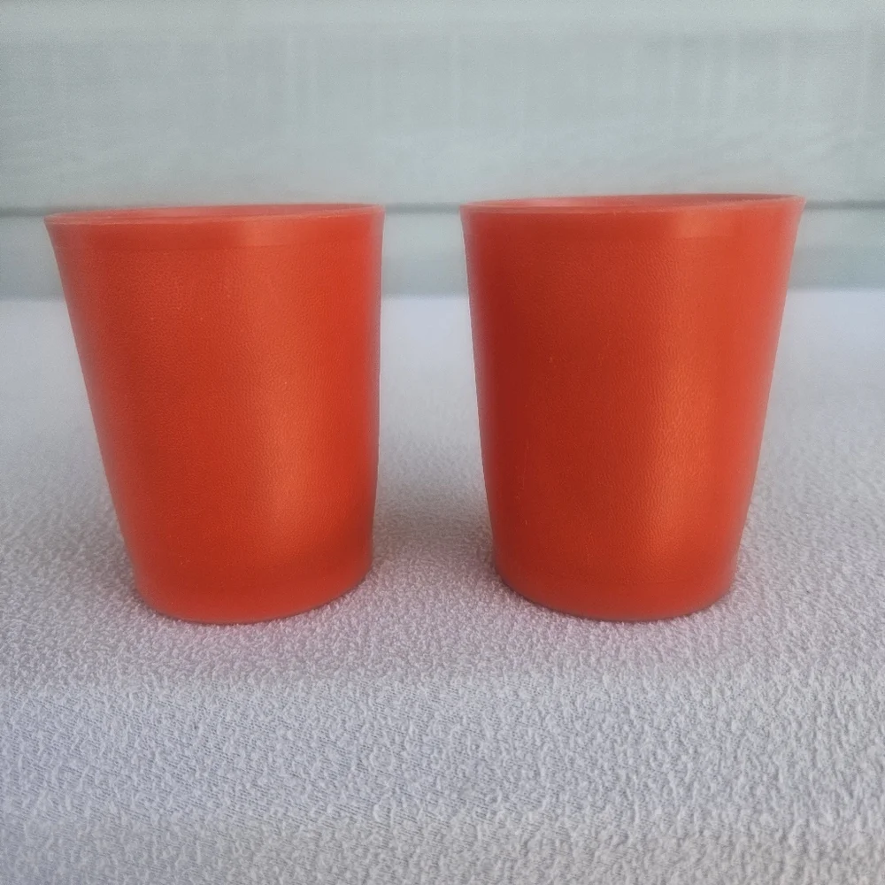 Tupperware 8oz 6oz Tumblers Plastic Cups Avocado Green Orange 1320 Set of 4